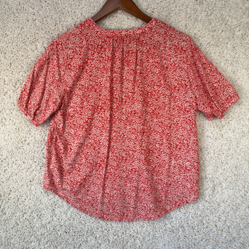 Universal Thread Button Up Blouse Womens Small Red Floral Short Sleeve Rayon Top - Picture 3 of 9
